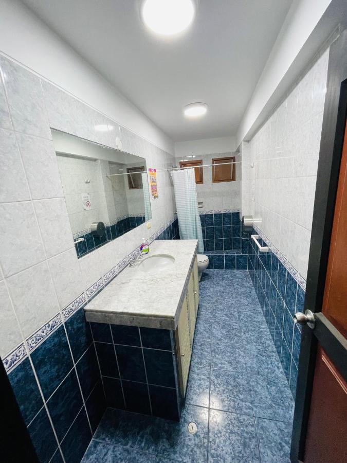 Rainbow Hostel ليما المظهر الخارجي الصورة